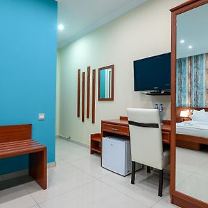 Large Double or Twin Room